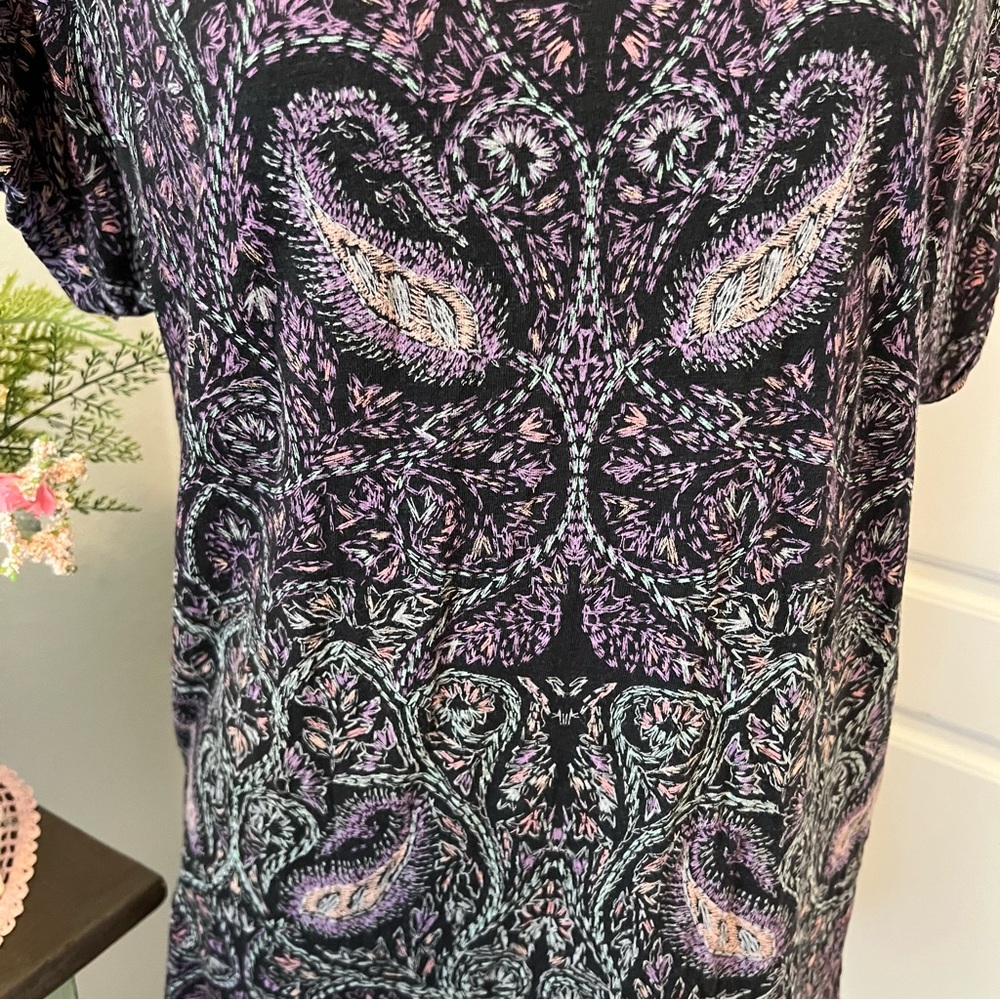 Lucky Brand Colorful Faux Embroidery Paisley Boho Short Sleeve T-Shirt Blouse L - Picture 2 of 10